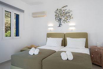 Chambre double avec lits simples à Sifnos