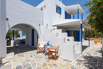 Rooms and apartments for rent Kalypso at Vathi of Sifnos